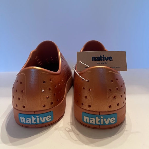 SOLD - Picture 4 of 7